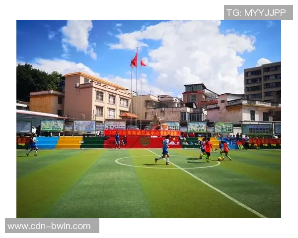 激情四溢的足球队宣传视频展现团队精神与梦想追逐的旅程